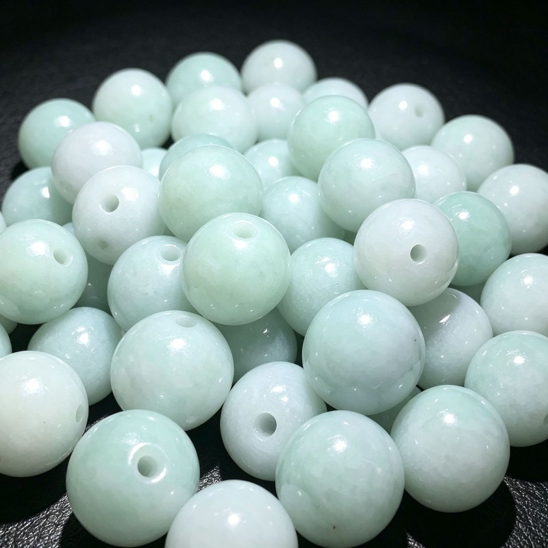 10個入り 天然翡翠エメラルド 13mm 丸型ビーズ アクセ - Beading のレビューと価格