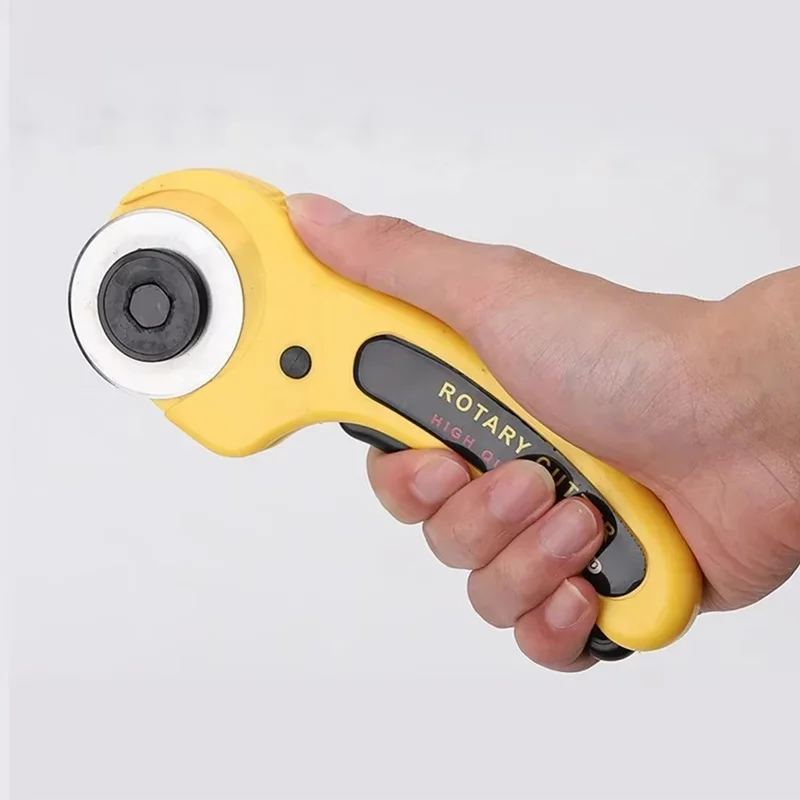 ロータリーカッター 45mm、カード紙、裁縫、キルティング、 - Rotary Cutter For Fabric 45Mm のレビューと価格