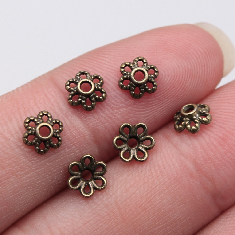 50個 6MM リーフフラワービーズエンドキャップ スペーサ - Beading のレビューと価格